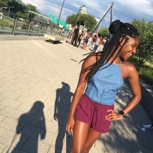 Meet your Posher, Nataya